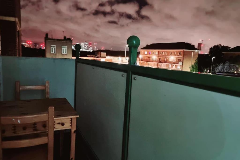 1 Bed Flat With Free Parking In E13 Londres Exterior foto